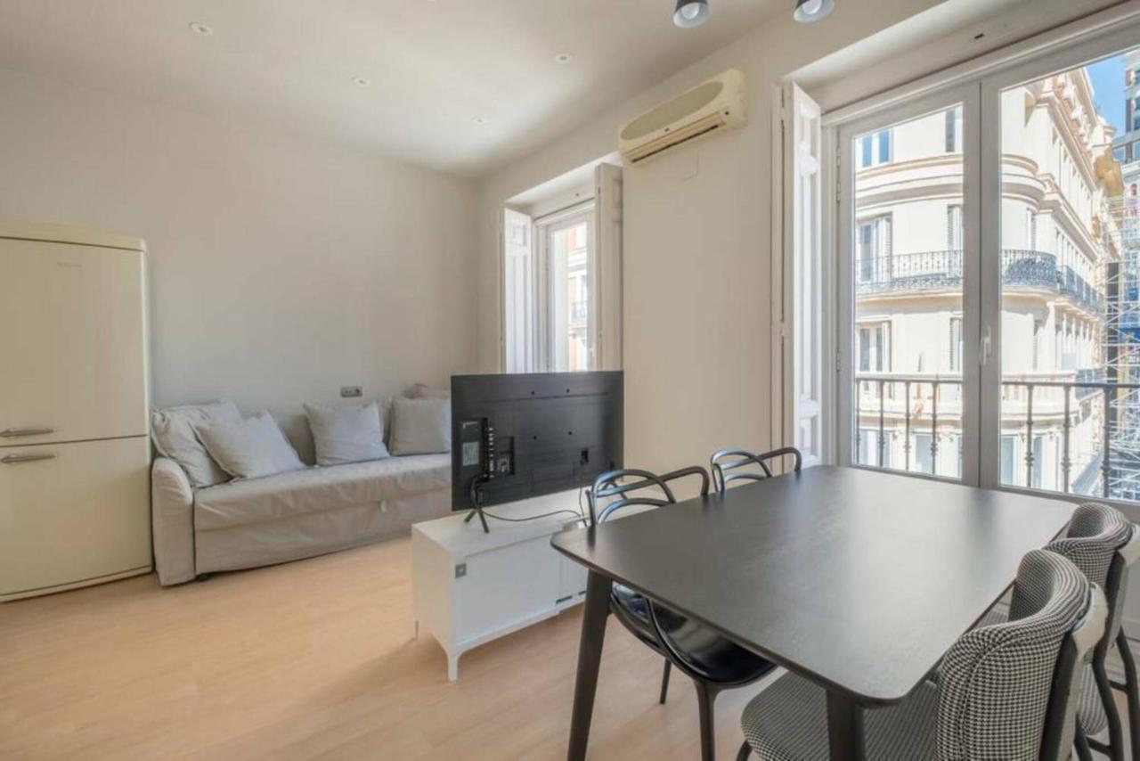 Apartamento Callao Apartment Мадрид Екстериор снимка